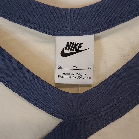 Nike Sportswear Collection Women's Cutout Tank Top Coconut Milk - Picture 4 of 16